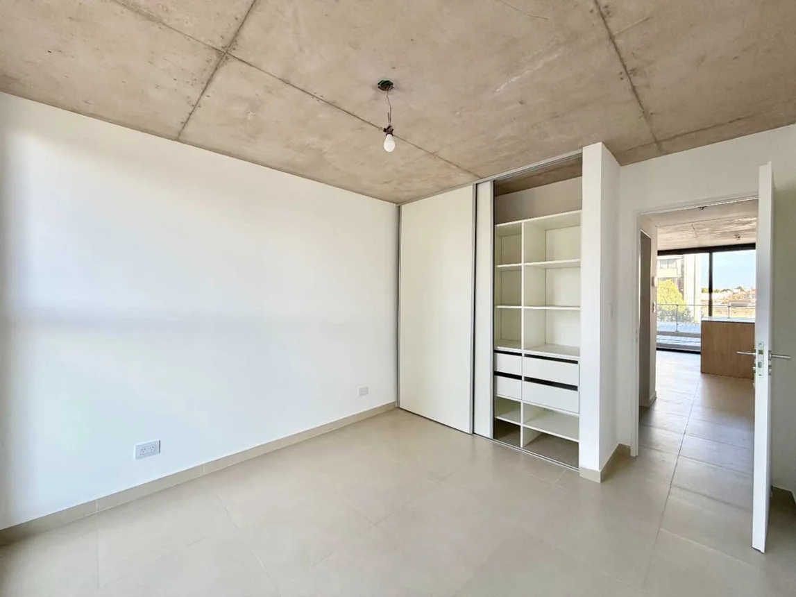 Departamento de 2 ambientes en alquiler en Morón, Entre Ríos 800, foto 2