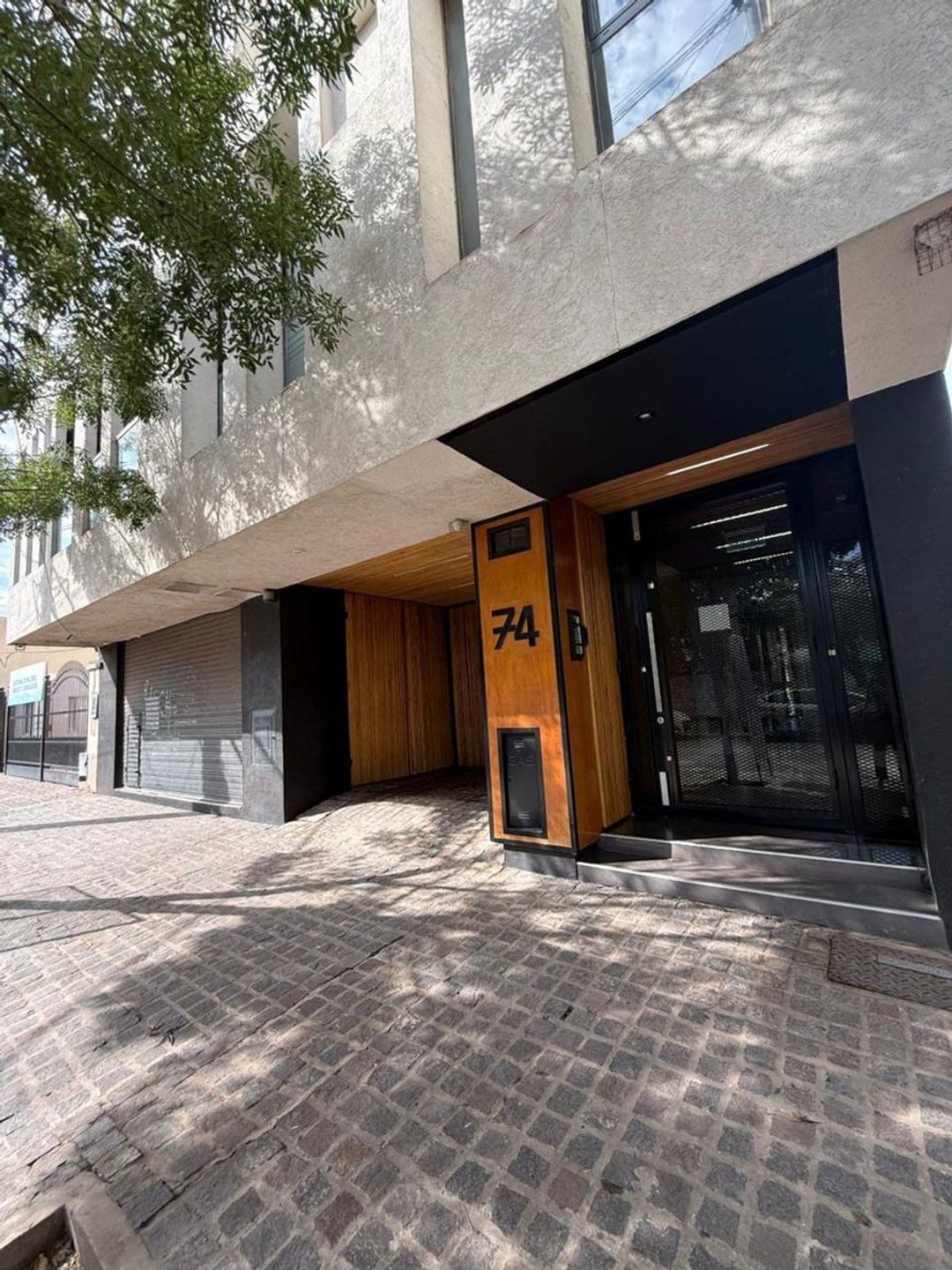 VENTA DEPARTAMENTO CON COCHERA MORENO APTO CREDITO