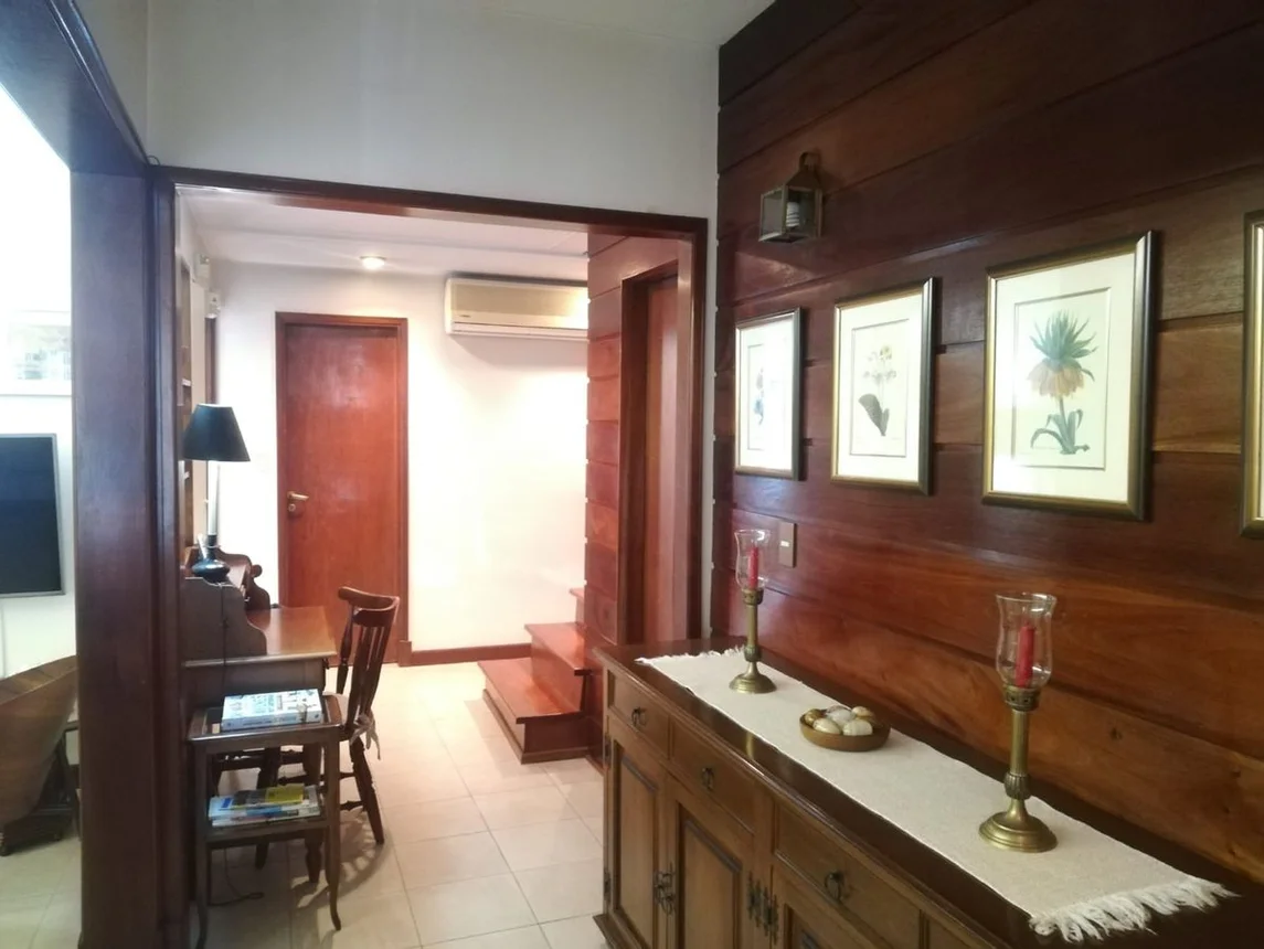 Casa en venta en Quilmes, foto 2