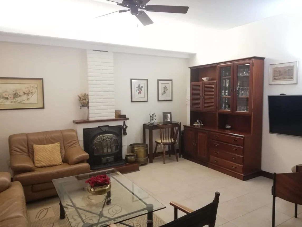 Casa en venta en Quilmes, foto 3