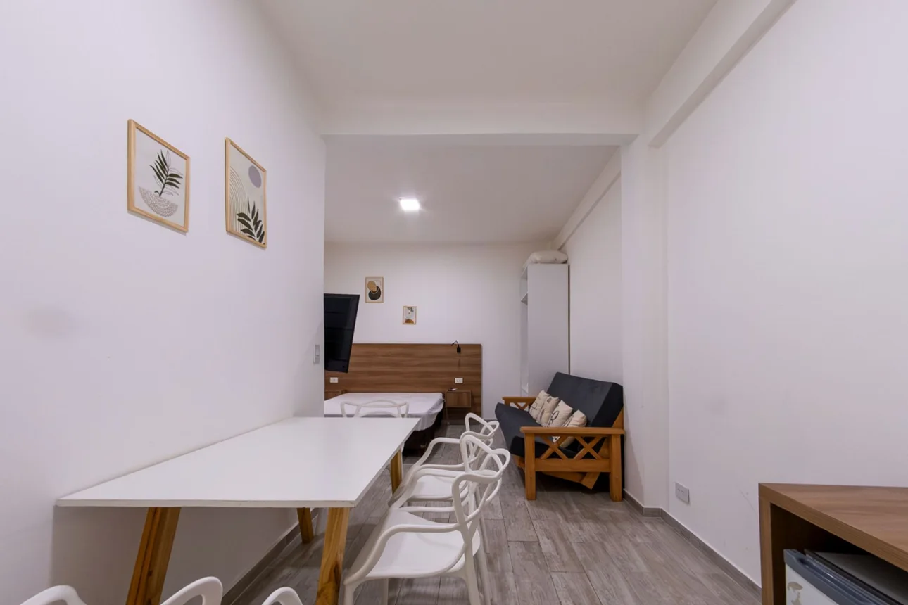 Monoambiente en venta en Retiro, Carlos Pellegrini 800
