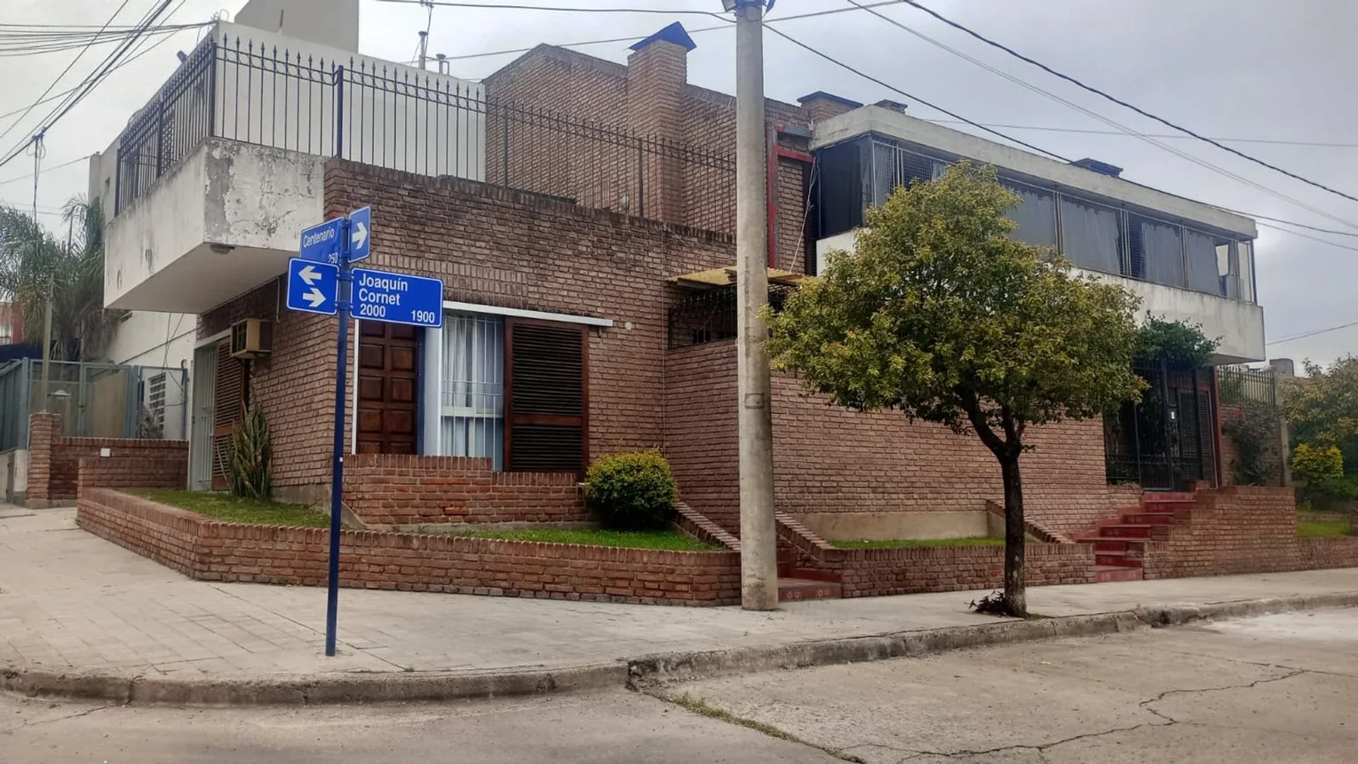 Casa de 8 ambientes en venta en Córdoba, Pasaje Joaquín Cornet 1900