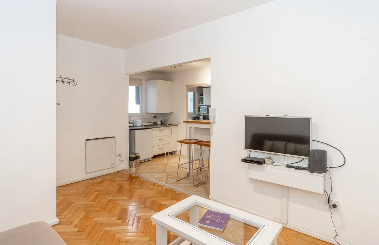 Departamento de 2 ambientes en alquiler en Recoleta, Av. Quintana 200, foto 3
