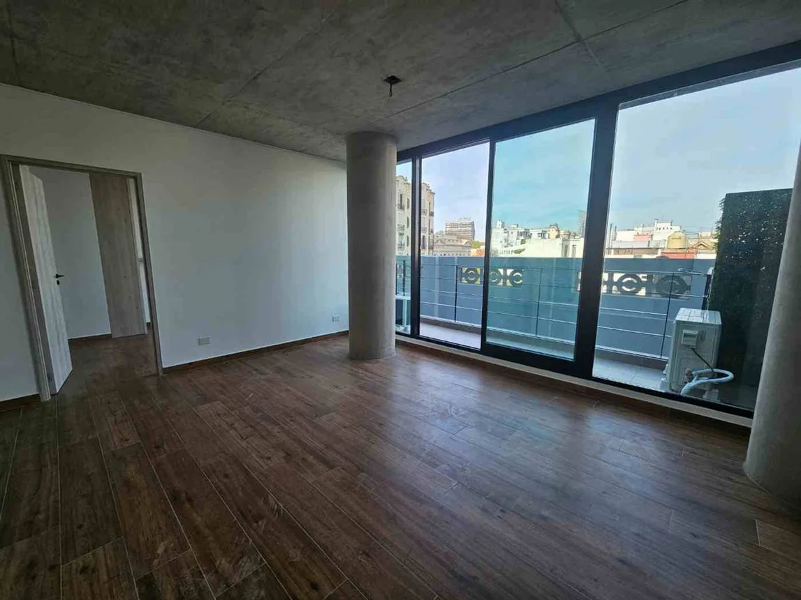 Departamento de 2 ambientes en venta en San Telmo, Avenida Caseros 700