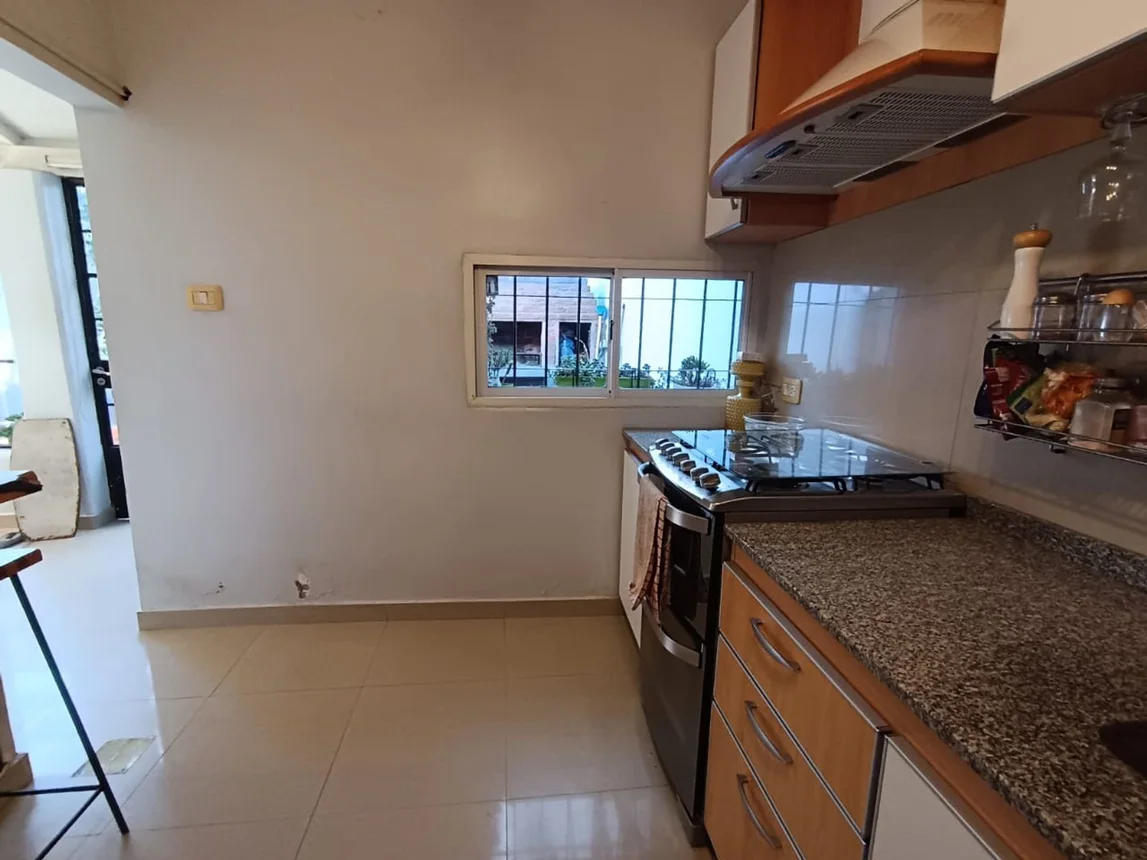 Casa en venta en Banfield, foto 5