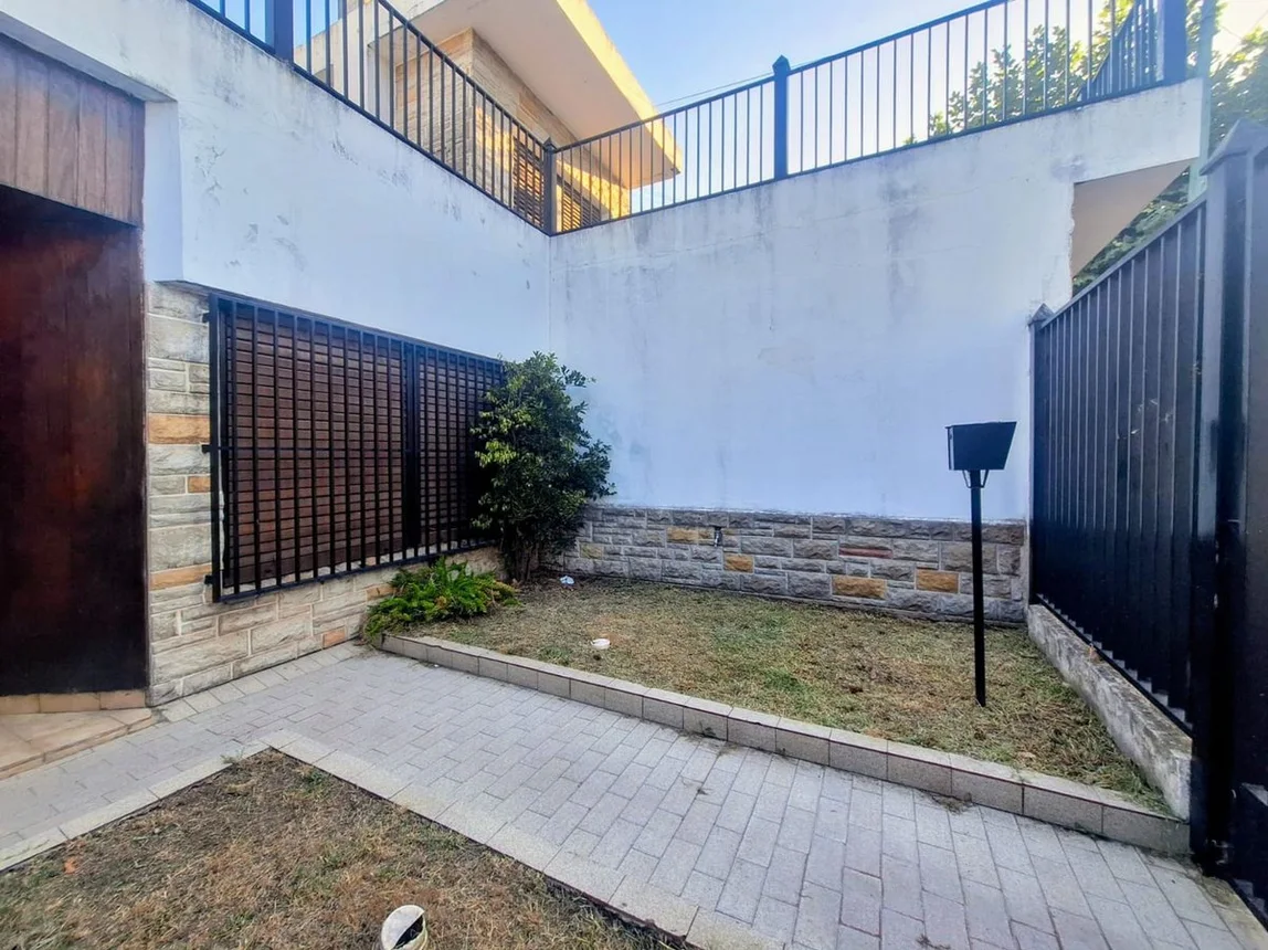 Casa de 4 ambientes en venta en José C. Paz, Matheu 1300, foto 2