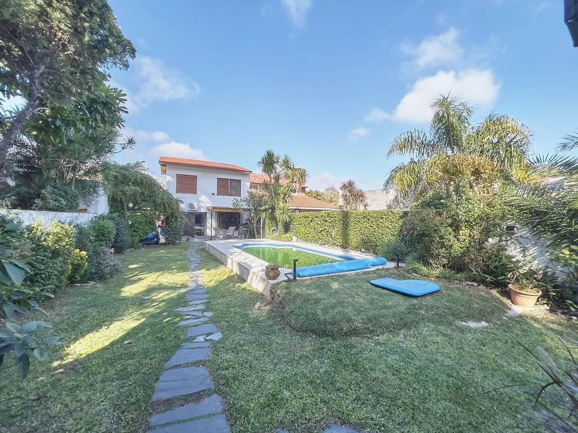 Casa en venta en Temperley