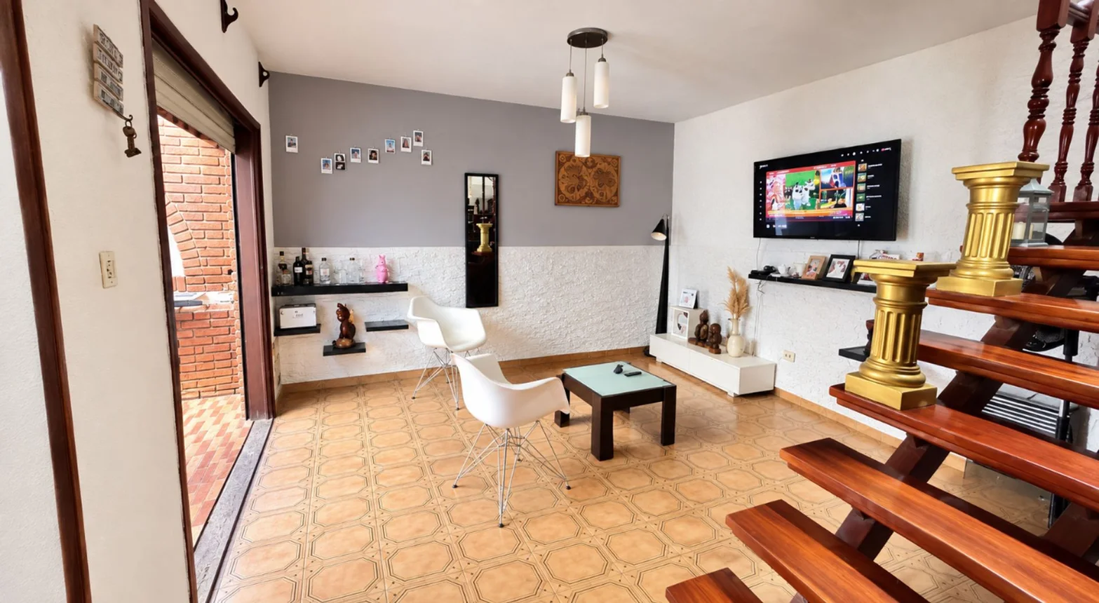 PH de 3 ambientes en venta en La Plata, Calle 61 Entre 12 y 13 800