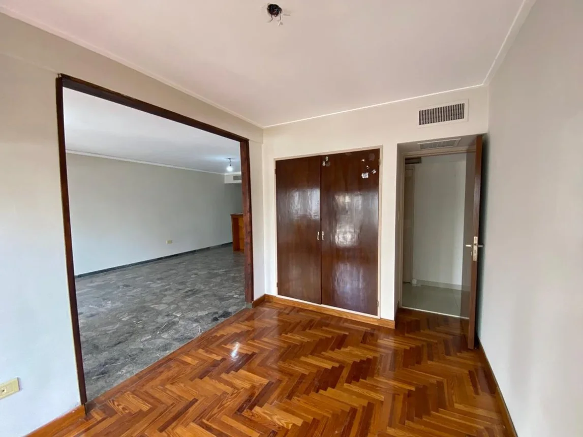 Departamento en venta en La Plata, foto 3