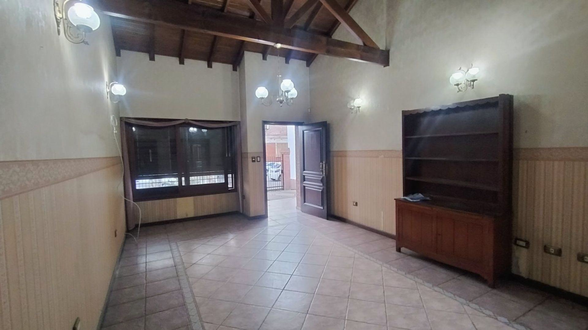 Foto 7 — VENTA CASA 5 AMB. C/PILETA, QUINCHO | APTO CRÉDITO