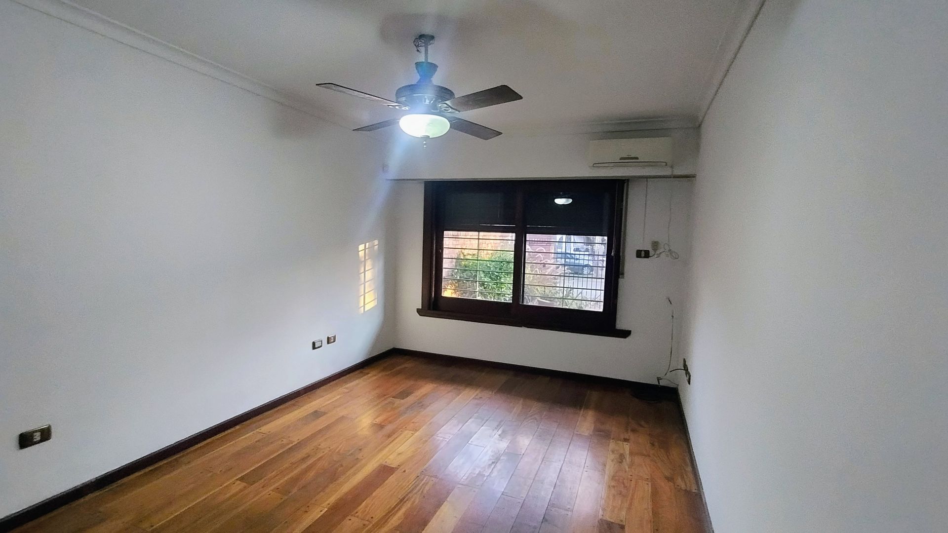 Foto 11 — VENTA CASA 5 AMB. C/PILETA, QUINCHO | APTO CRÉDITO