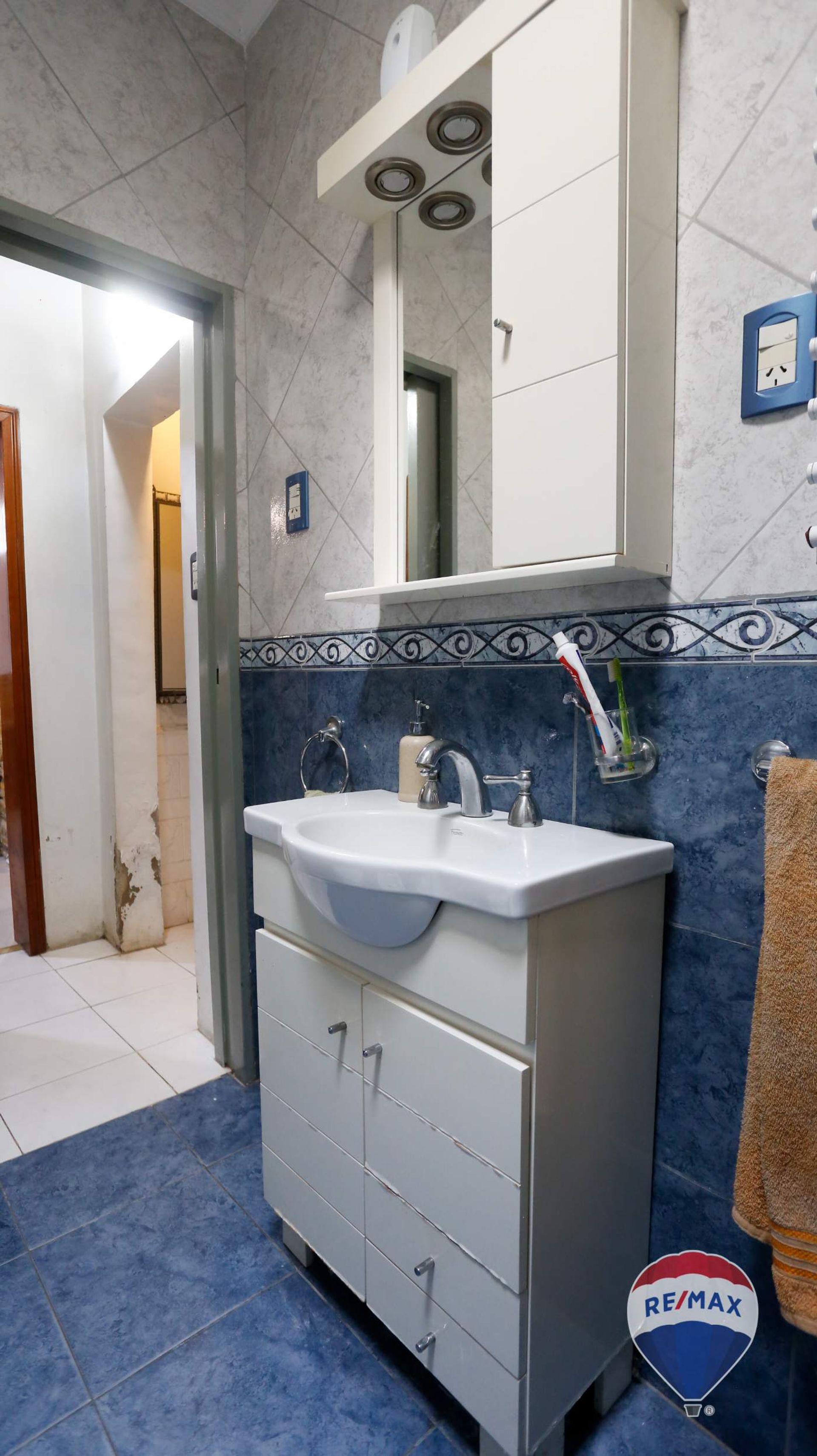 Foto 10 — CASA EN VENTA DE 4 AMBIENTES EN LONGCHAMPS