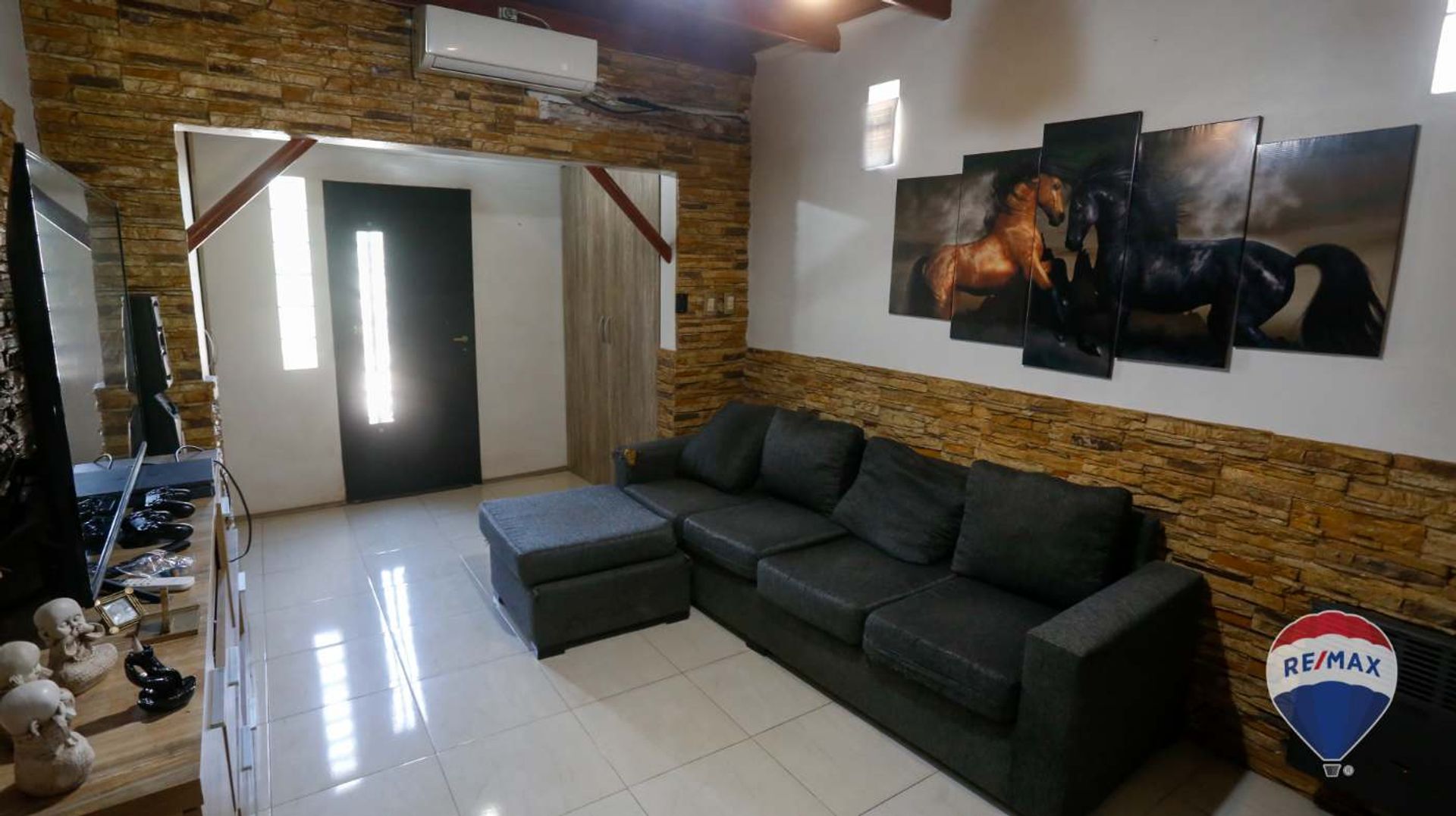 Foto 8 — CASA EN VENTA DE 4 AMBIENTES EN LONGCHAMPS