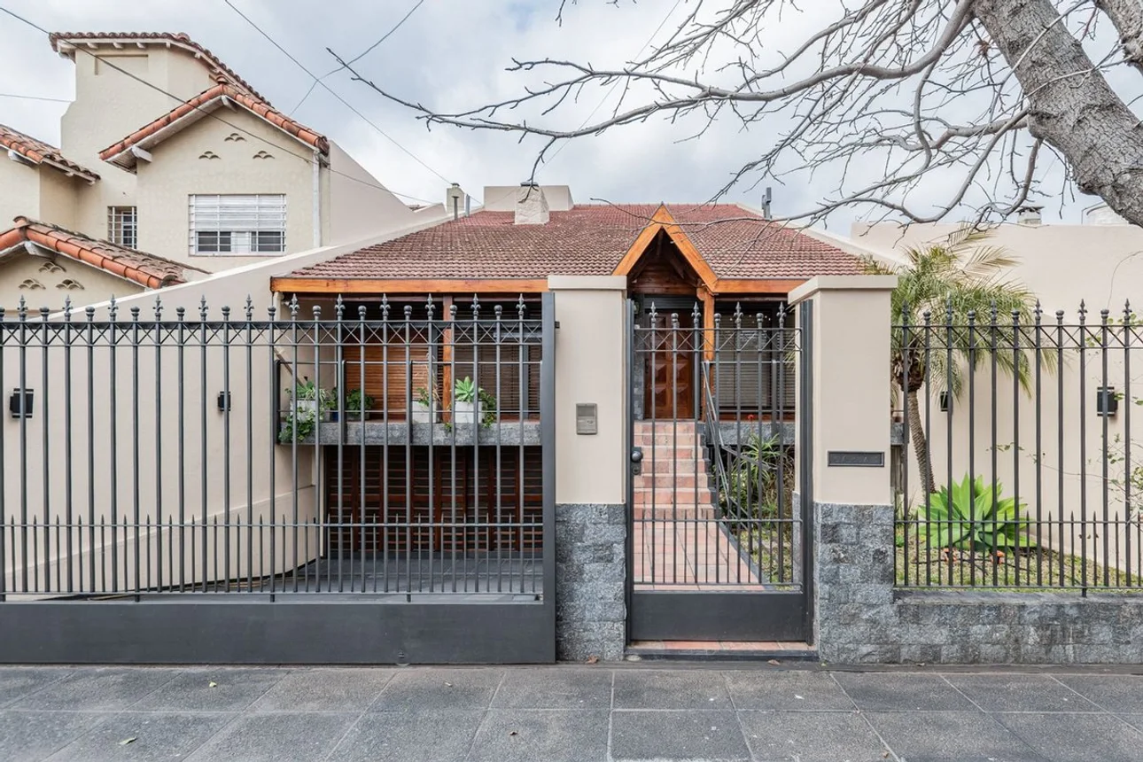 Casa en venta en Haedo, foto 2