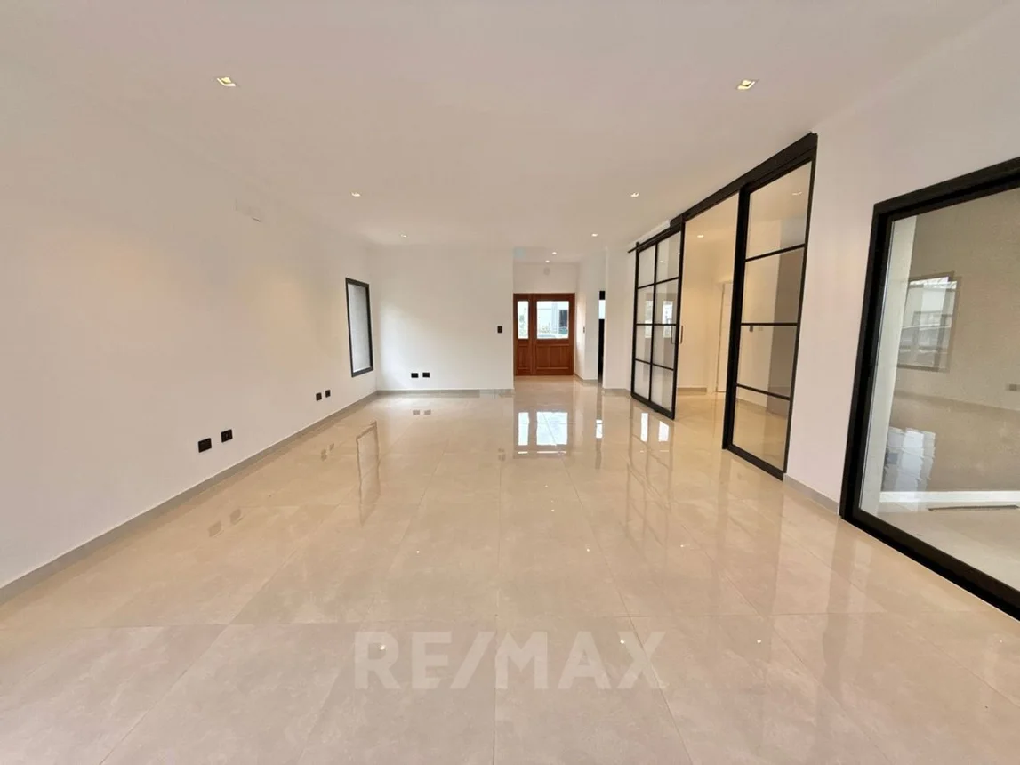 Casa en venta en Presidente Derqui, foto 3