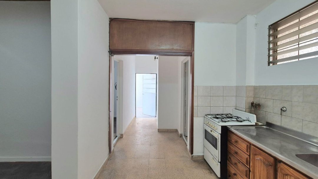PH EN VENTA 2 AMB EN VILLA BOSCH CON PATIO