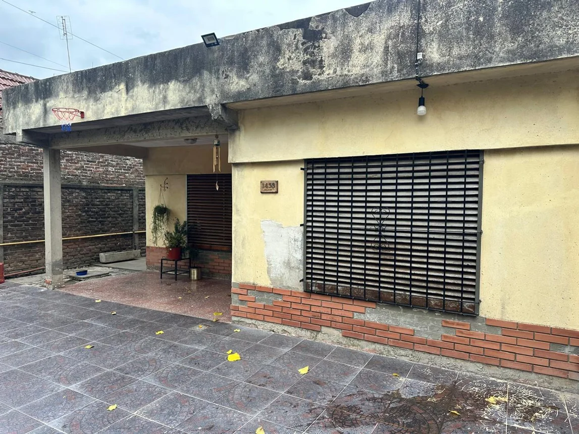 Casa de 3 ambientes en venta en Longchamps, Vallejos 3400, foto 2