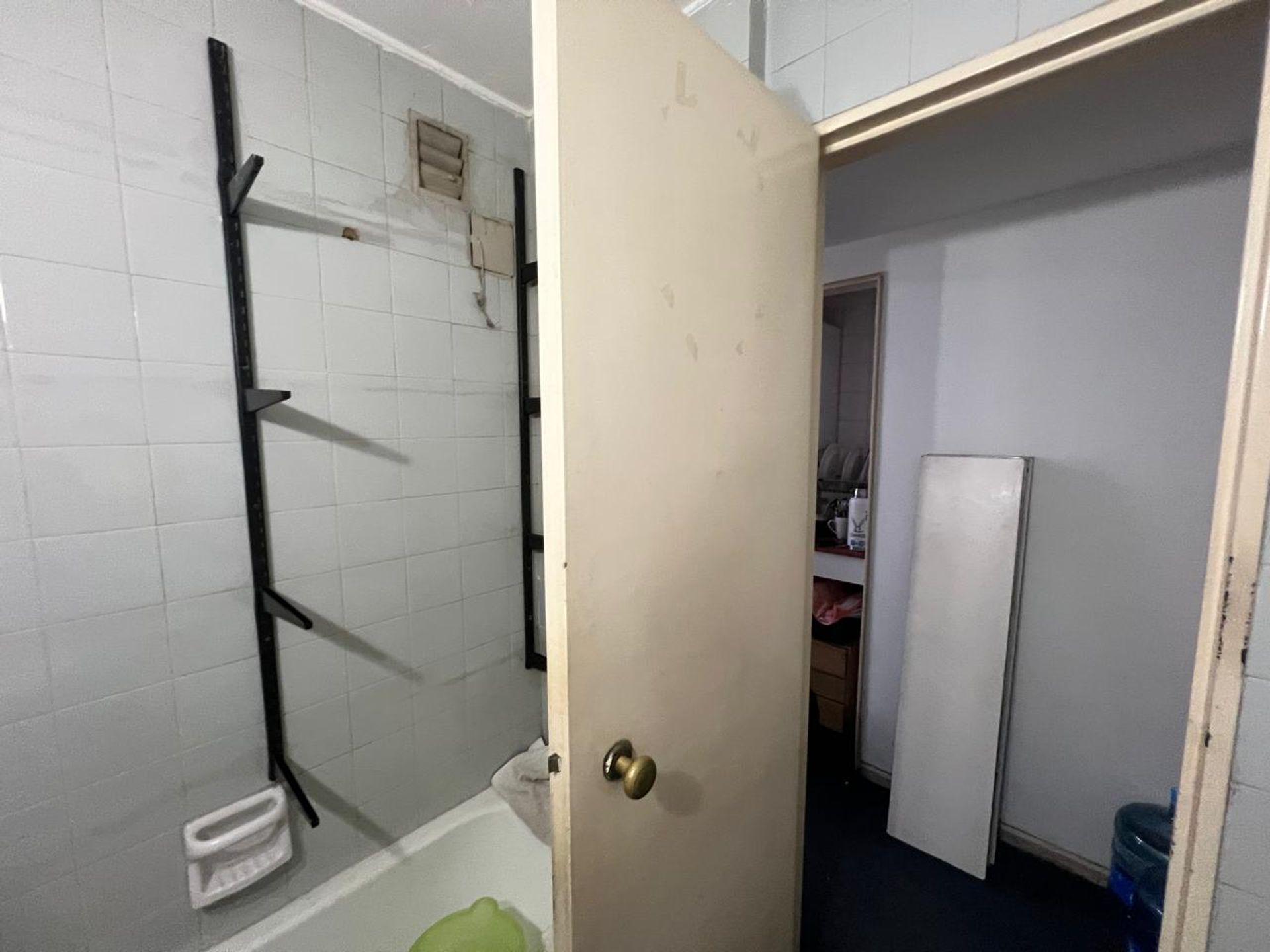 Foto 10 — VENTA OFICINA AV BELGRANO BAÑO PROPIO SEGURIDAD 24