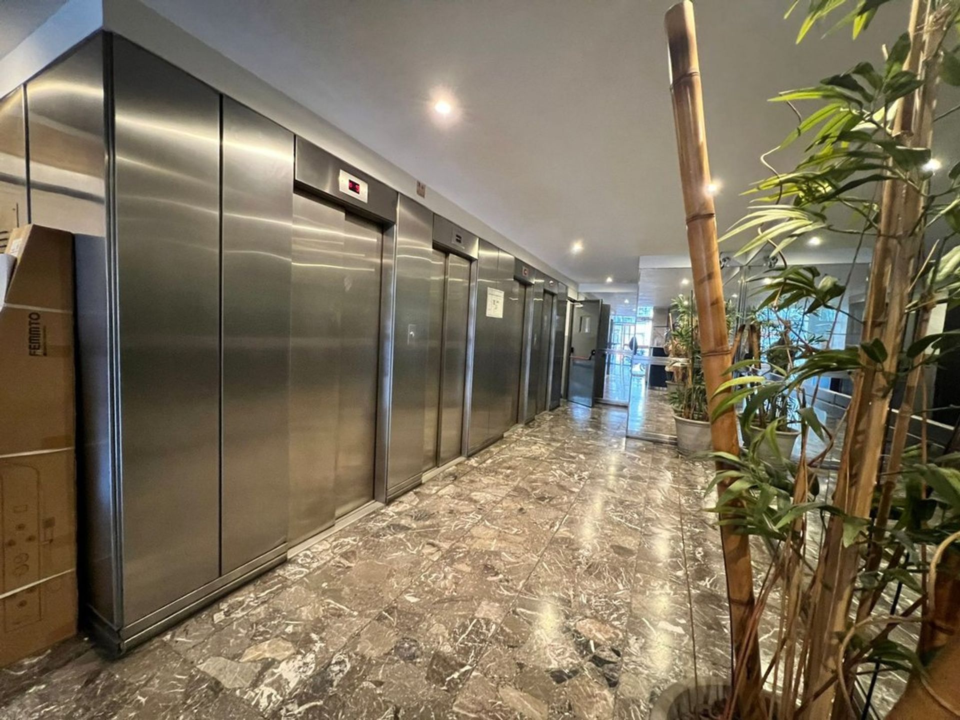 Foto 17 — VENTA OFICINA AV BELGRANO BAÑO PROPIO SEGURIDAD 24