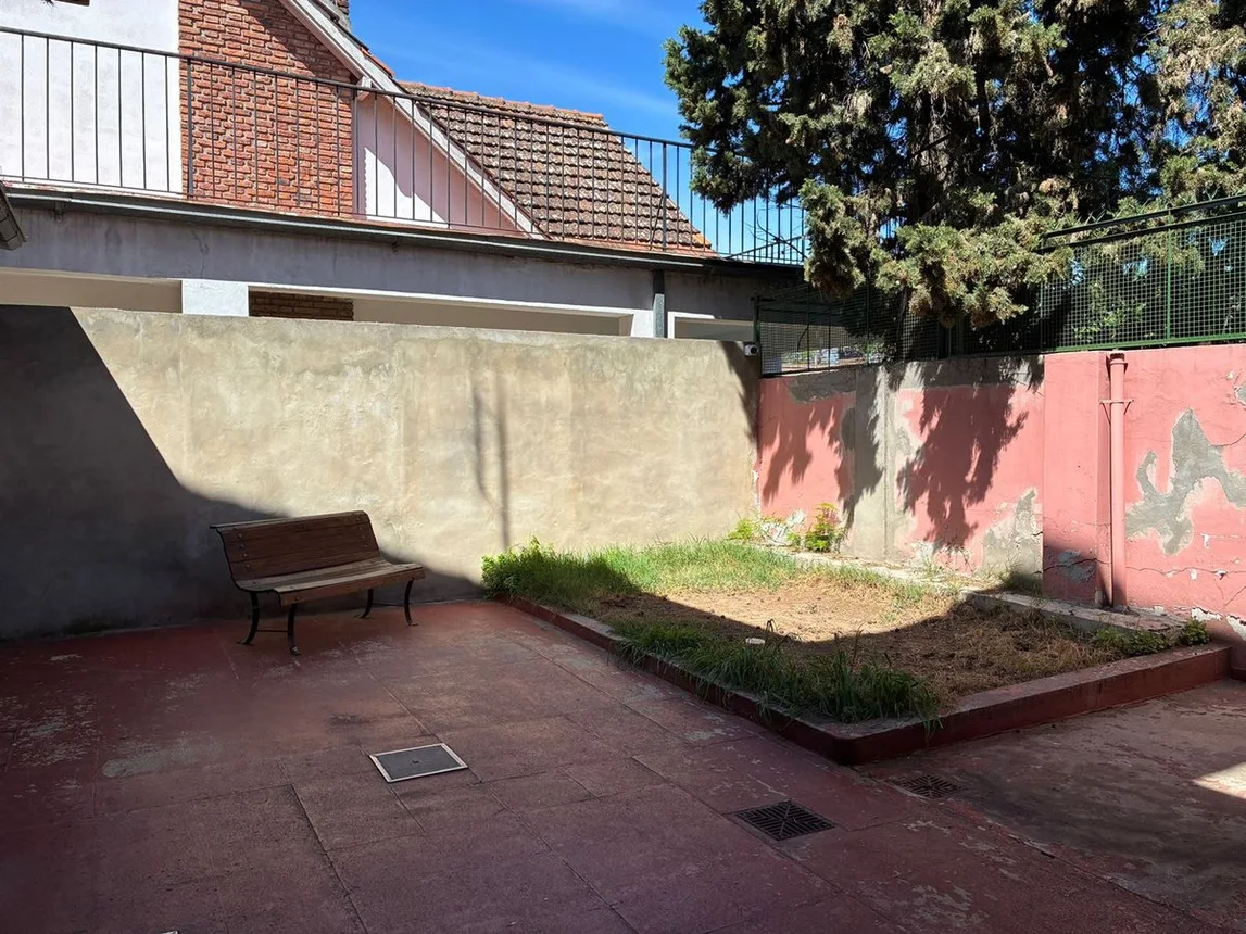 Casa de 5 ambientes en venta en Hurlingham, German Argerich 1400, foto 5