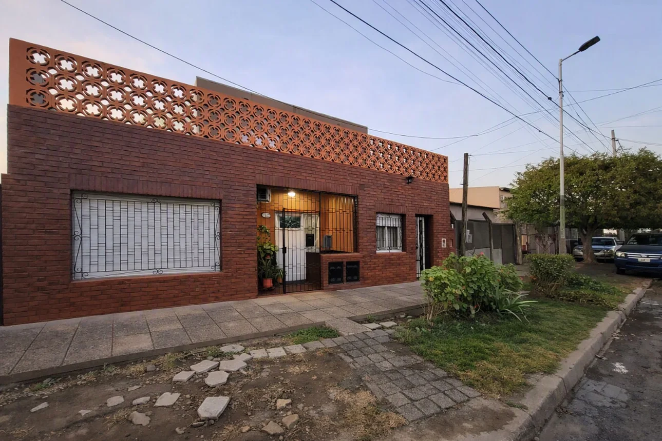 Casa de 5 ambientes en venta en Grand Bourg, Coronel Juan de San Martín 1300