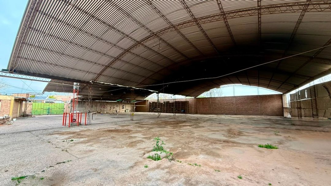 VENTA DE GALPON Y TINGLADO DE 1470M2 GODOY CRUZ