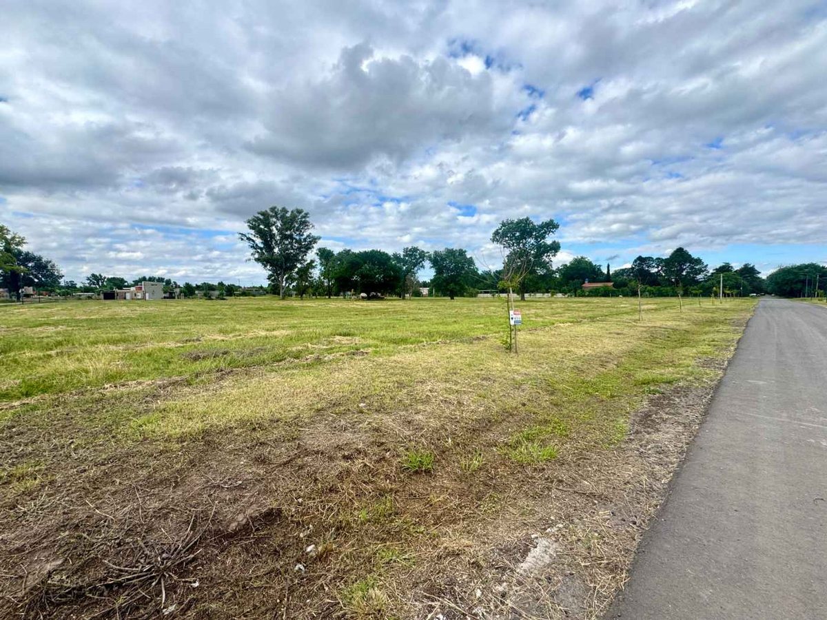 Foto 14 — TERRENO EN VENTA 650 M2. FUNES