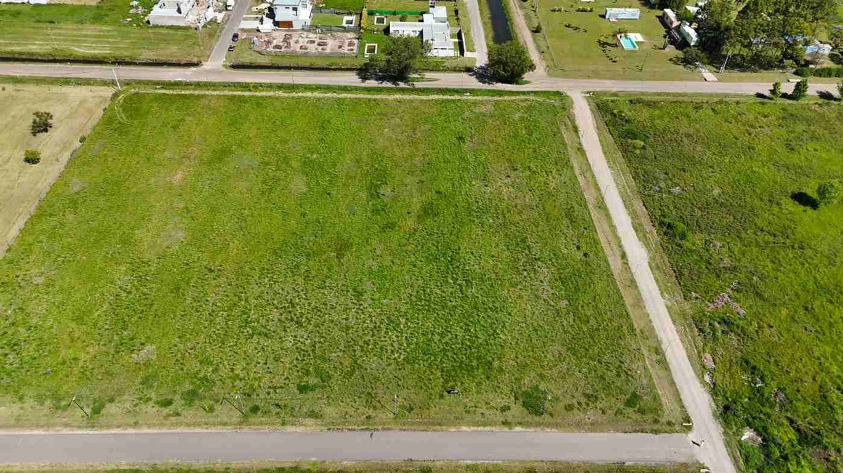 Foto 10 — TERRENO EN VENTA 650 M2. FUNES