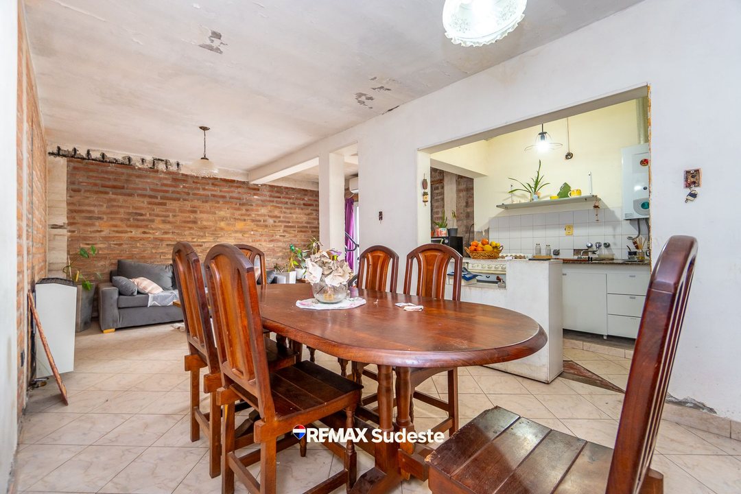 VENTA CASA 3 DORM BARRIO COOPERACION II