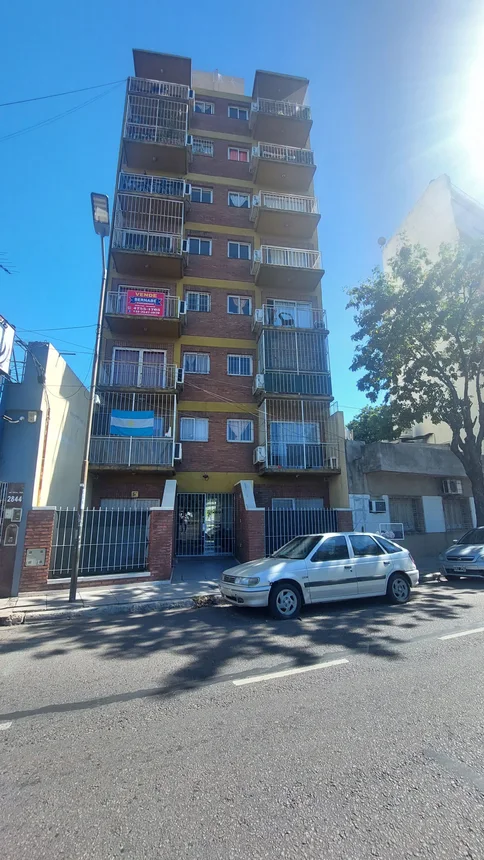 Venta departamento dos ambientes con balcon frente, foto 2