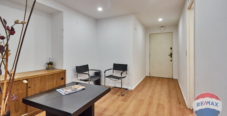 Venta Oficina en Retiro sobre Av Córdoba