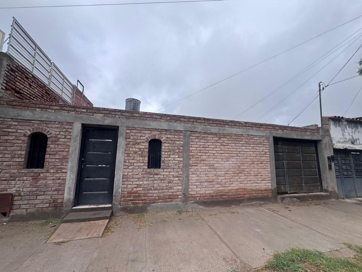 Casa en Marcelo T de Alvear 400