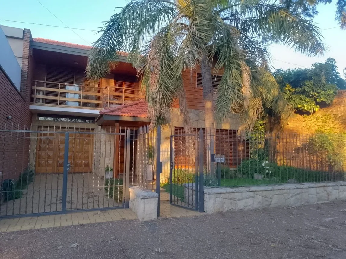 Casa en venta en Temperley