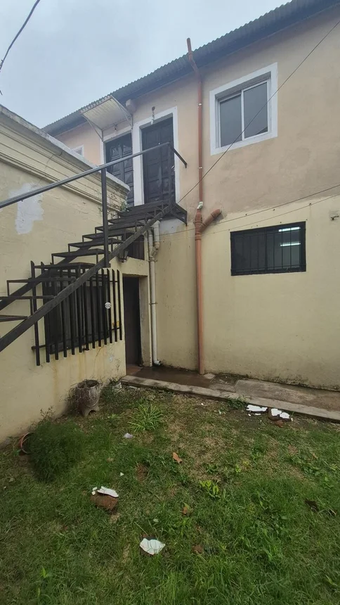Casa dúplex de 4 ambientes en venta en Ciudadela, Acosta 1000, foto 2