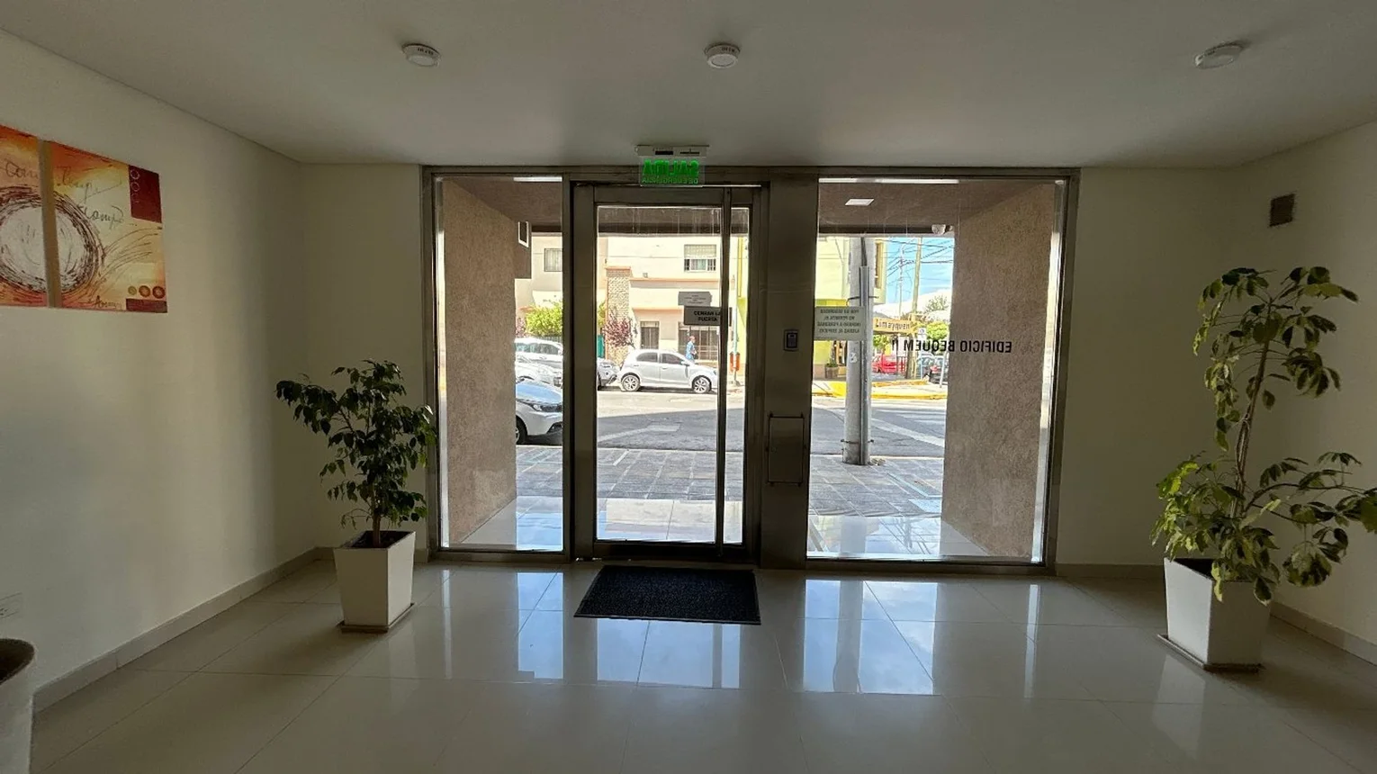 Departamento de 4 ambientes en venta en Neuquén, Independencia y Tucuman 0, foto 3
