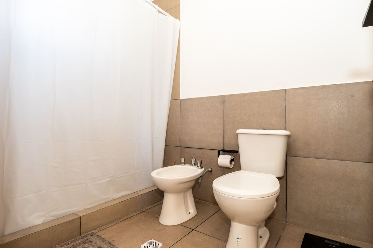 CASA VENTA O PERMUTA B° PRIVADO LA VERBENA - foto 18