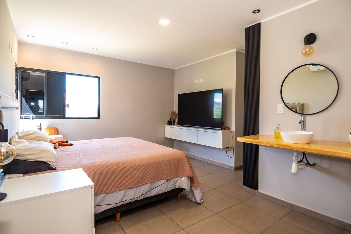 CASA VENTA O PERMUTA B° PRIVADO LA VERBENA - foto 16