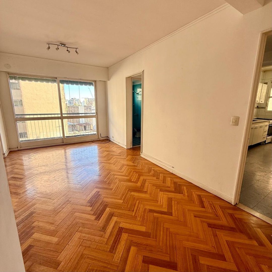 Venta Dpto 2 amb con balcón, San Telmo