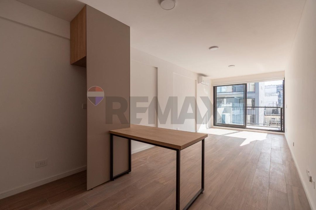 Alquiler monoambiente Palermo balcón y amenities