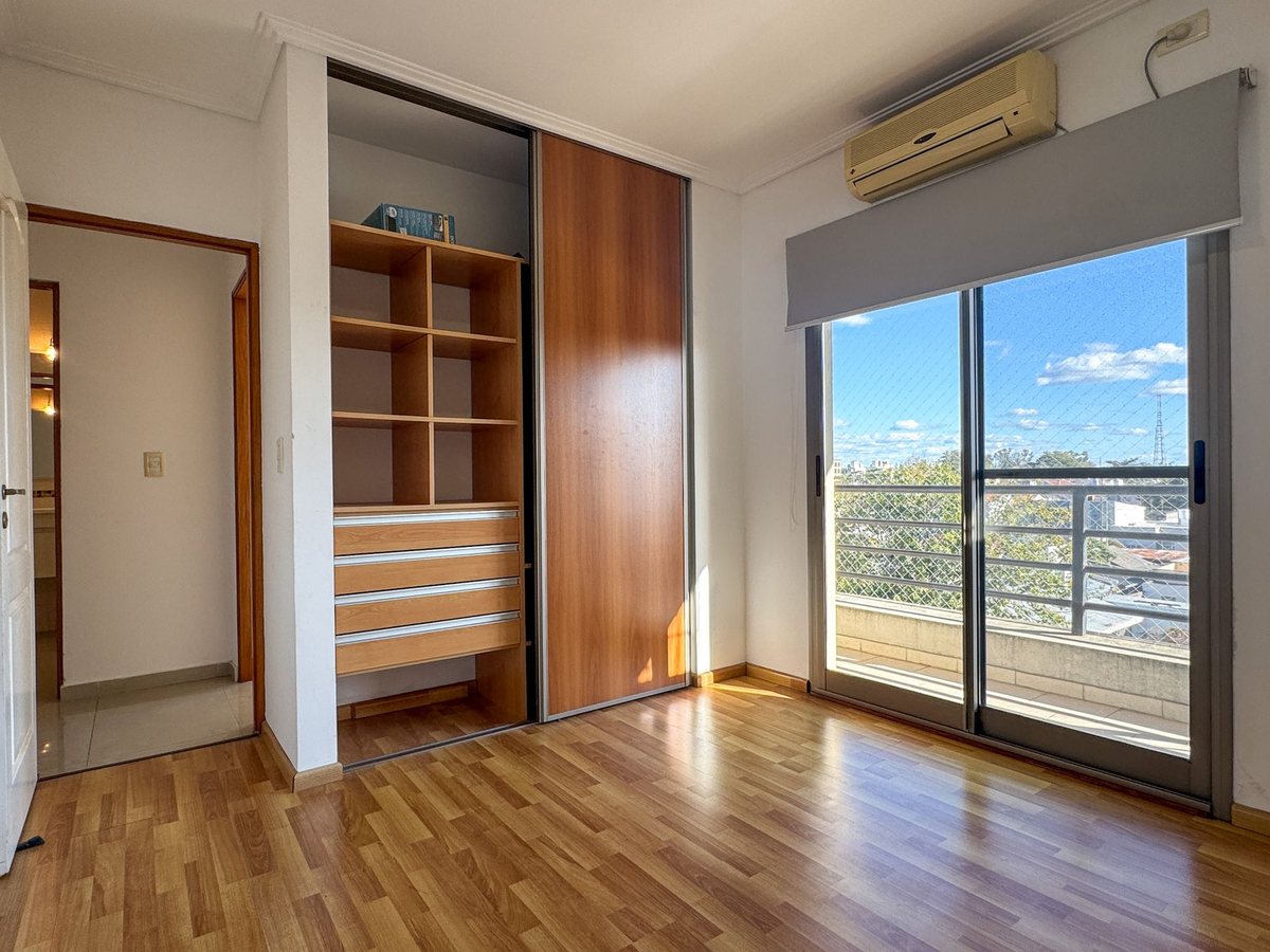VENTA DEPARTAMENTO 3 AMBIENTES C/COCHERA EN BERNAL