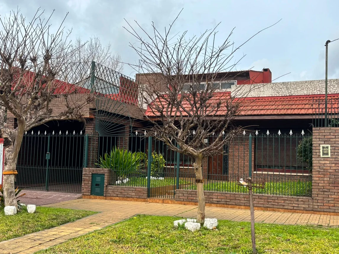 Casa en venta en Lomas de Zamora, foto 3