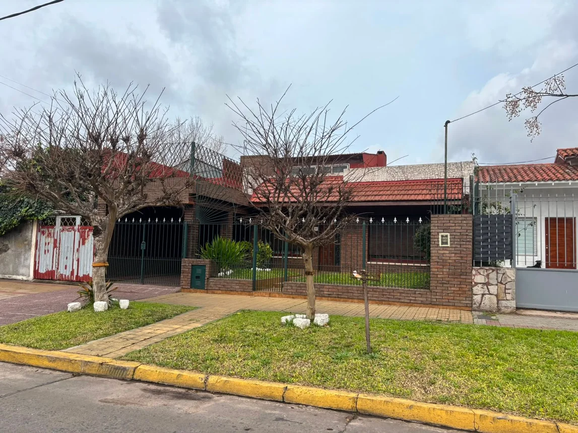 Casa en venta en Lomas de Zamora, foto 4