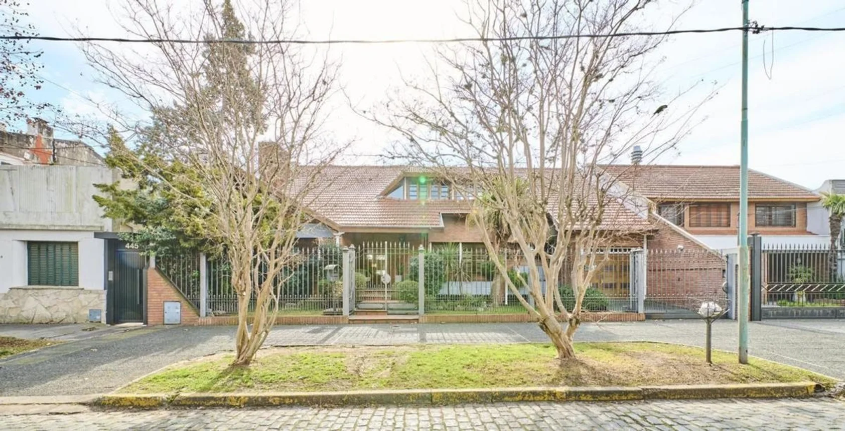 Casa en venta en Banfield, foto 2