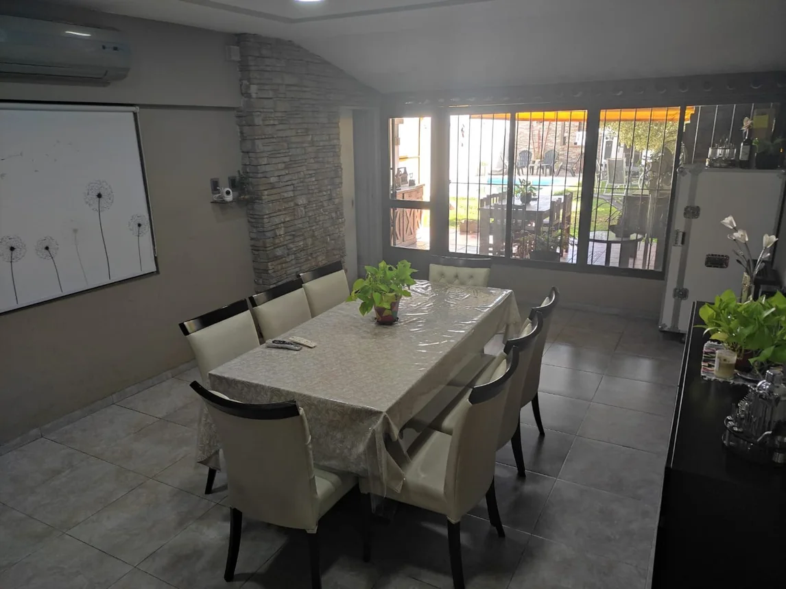 Casa en venta en Luis Guillón, foto 3