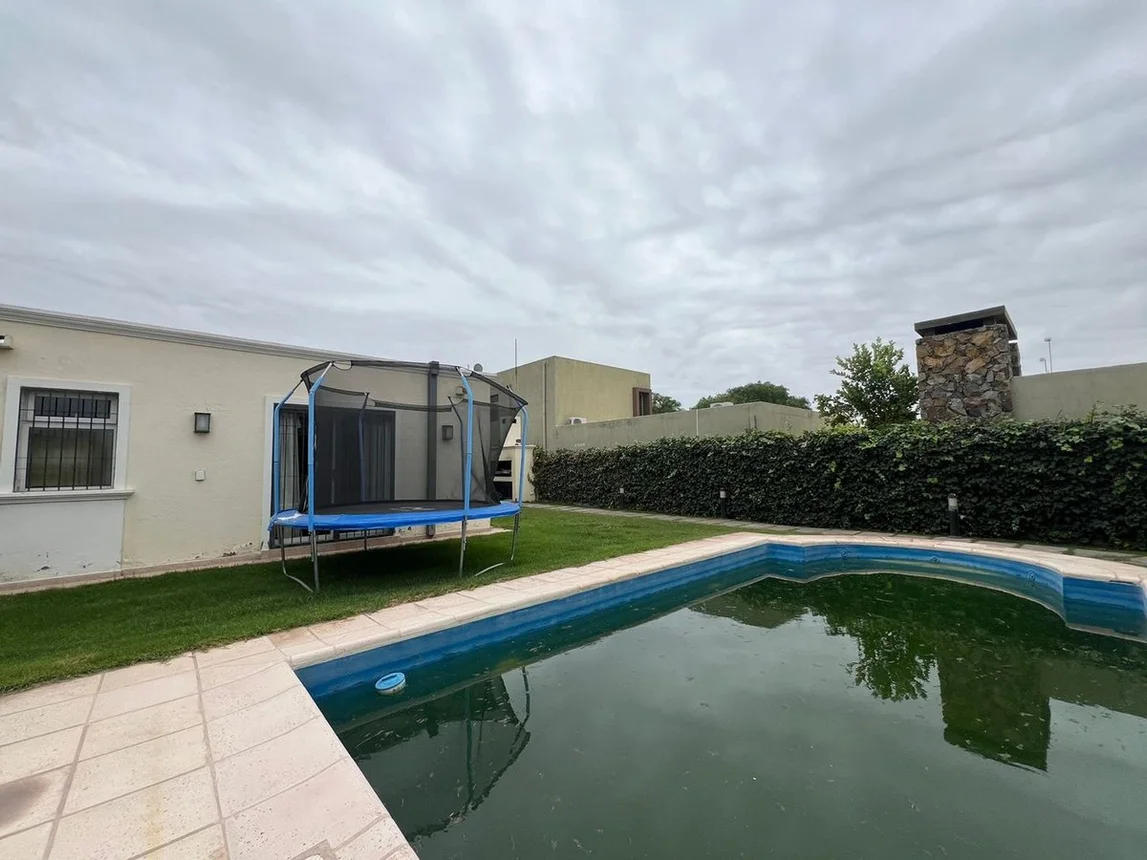 Casa en venta en Guaymallén, foto 4