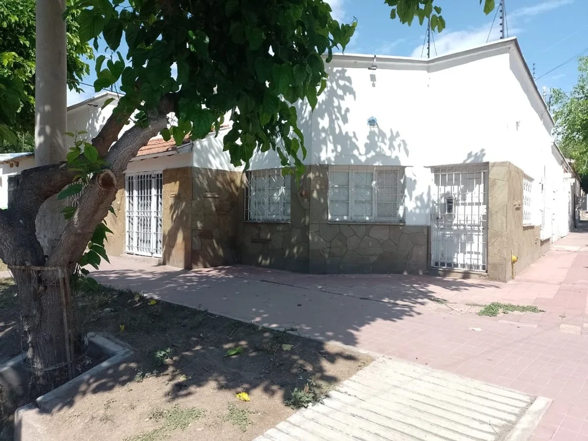 Casa en venta en Godoy Cruz