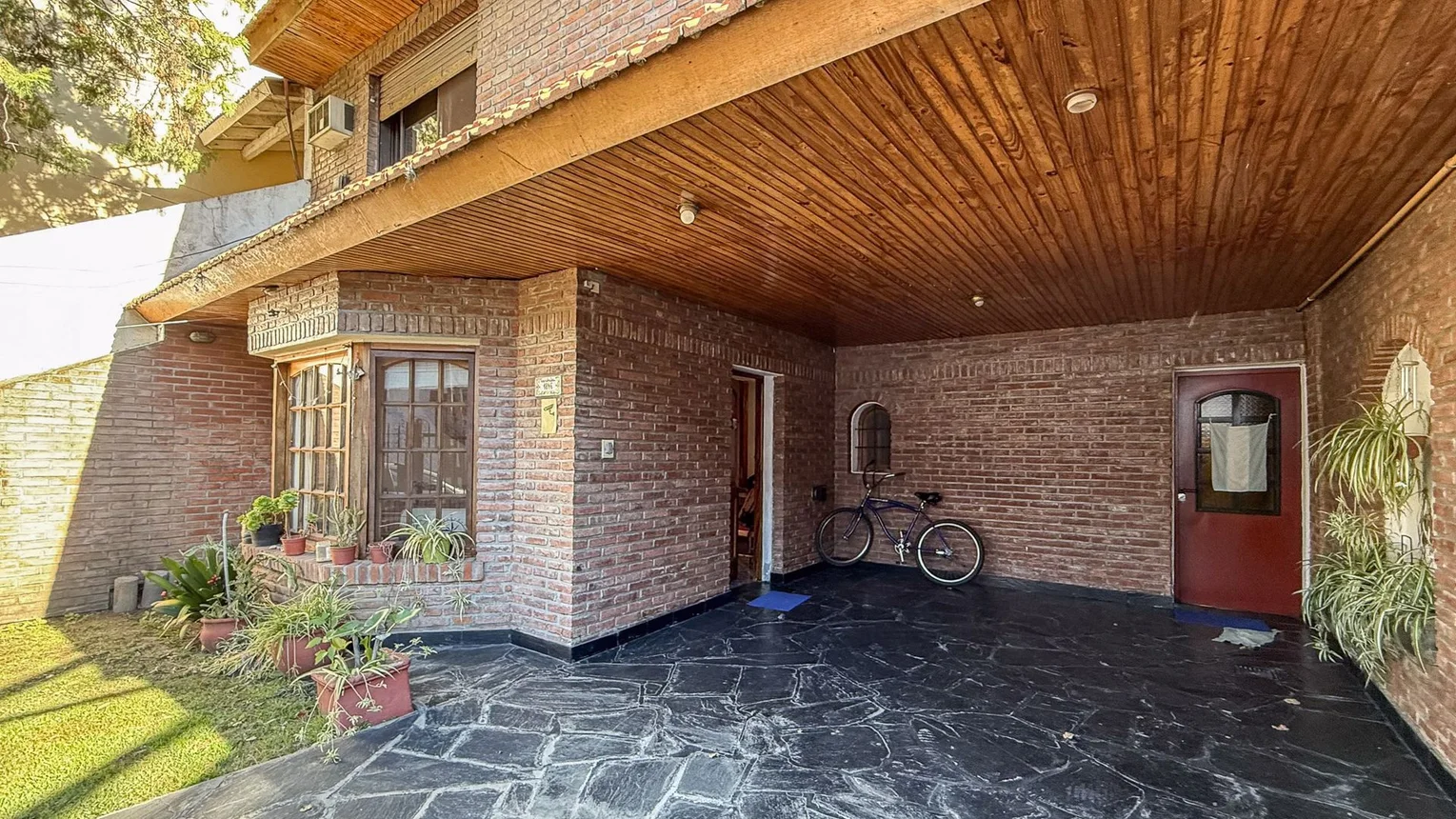 Casa de 5 ambientes en venta en Beccar, Garibaldi 1800, foto 2