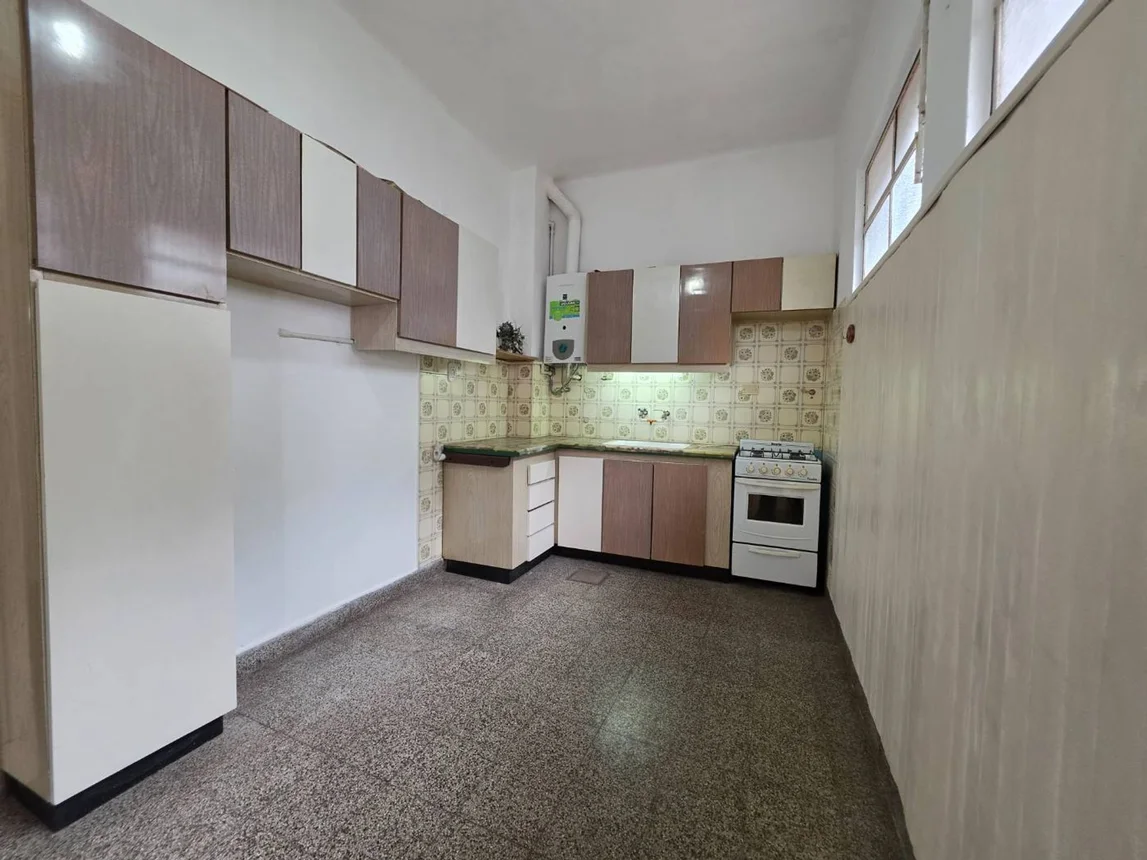 PH de 2 ambientes en venta en Banfield, General José de San Martín 1200, foto 4