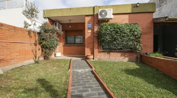 Venta lote 2 casas de 4 amb + quincho y cochera