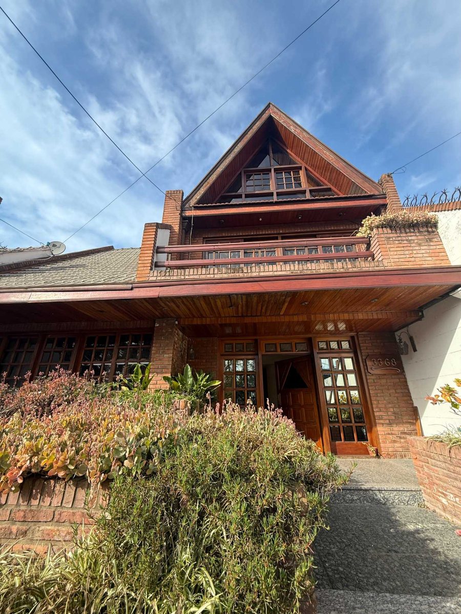 Foto 12 — VENTA CASA 5 AMB CON PISCINA Y COCHERA - QUILMES